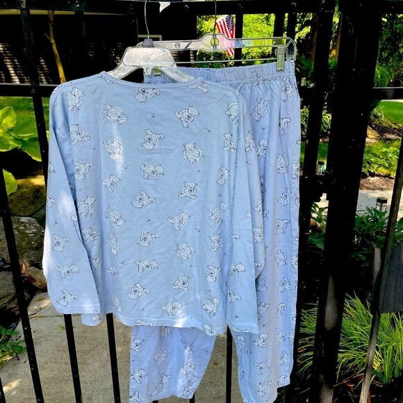 HIGHER STATE Made in Canada super cute pajama set in blue with teddy bears - Picture 2 of 3